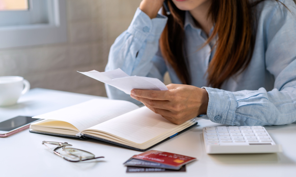 Credit Card Balances Pass $1 Trillion as Consumers Rely on Payment Method