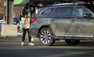 Grocers Prioritize Pickup to Meet eCommerce Demand While Protecting Margins
