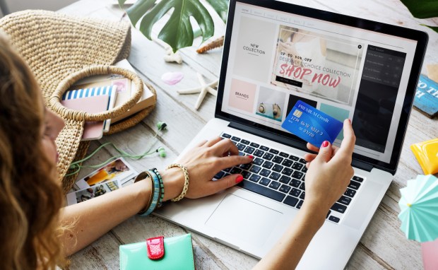 Monos CEO: Inflation Shifts D2C Shoppers’ Spending Toward Sale Seasons