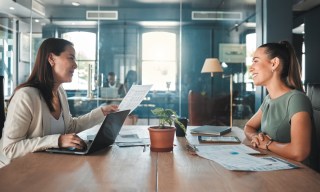 Report: US Labor Market Remains Strong as Wage Growth Slows