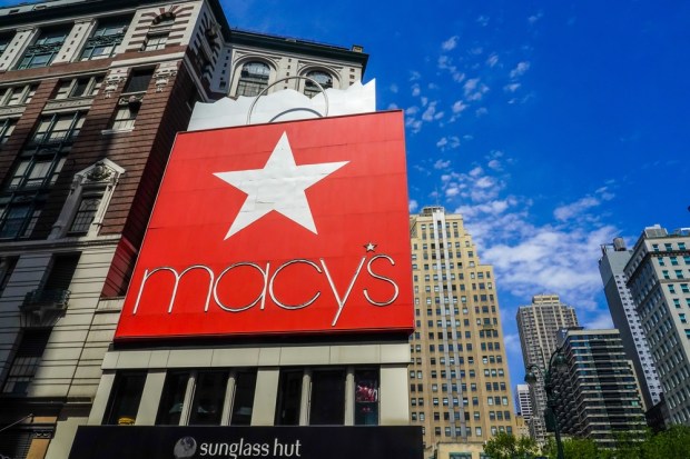 Macy’s Struggles and Its Bold New Chapter: Can the Iconic Retailer Make a Comeback?