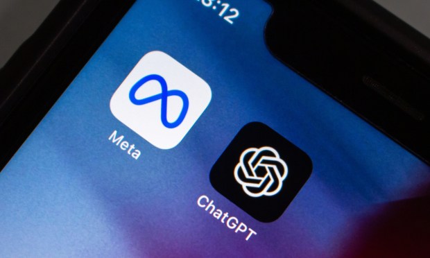 AI Adds Fresh Parameters to Open- vs Closed-Source Software Debate 