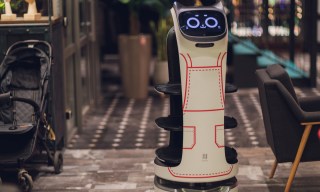 Robot Waiters Delight Korea’s Restaurants but Not Its Robotics Firms