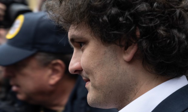 Sam Bankman-Fried Attorneys Protested Lack of Internet Access in Jail