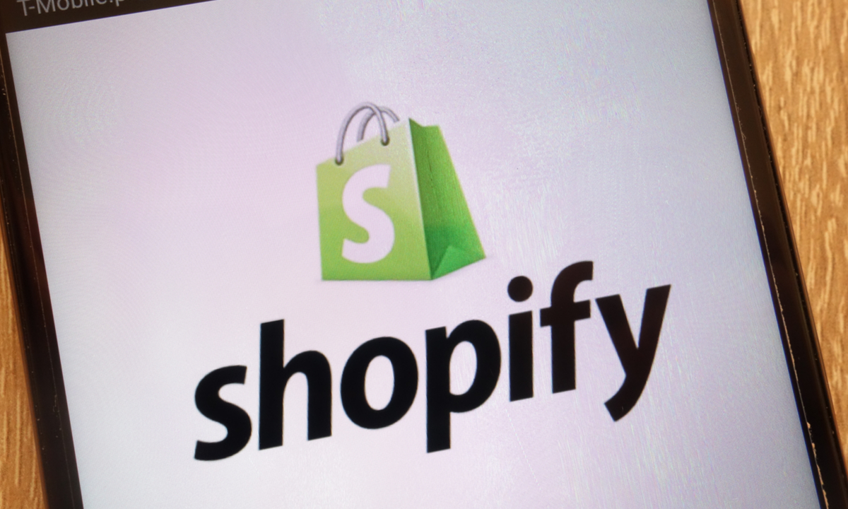  Shopify Strike Deal to Open  Logistics to Sellers