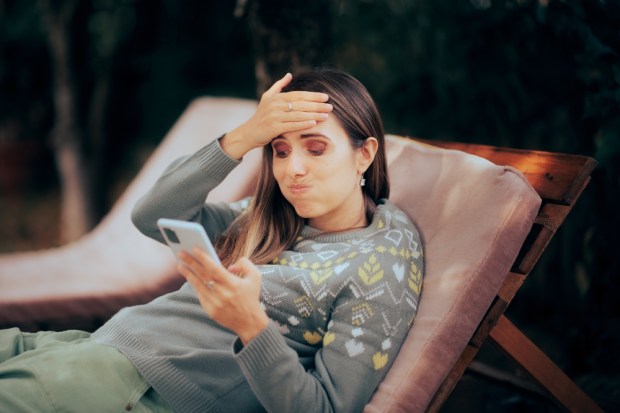 25% of Leisure Time Spent Using Smartphones to Multitask for Work