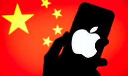 Apple Says China Ordered Removal of WhatsApp, Threads From App Store