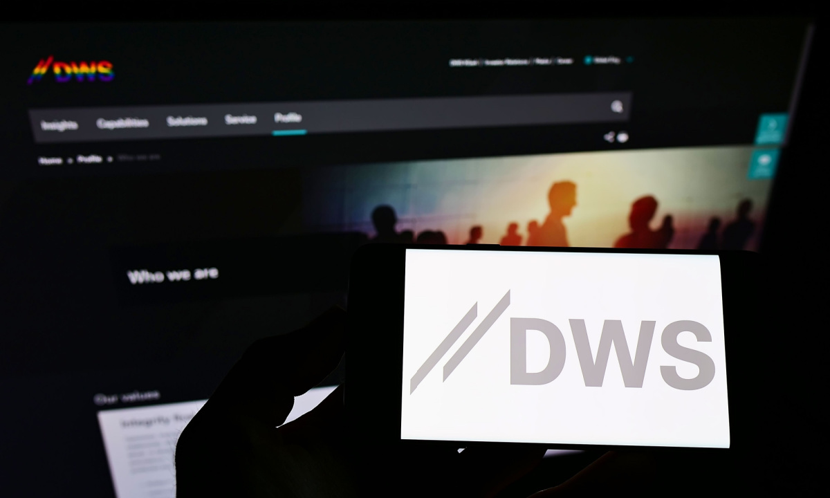 SEC: DWS Failed to Develop Anti-Money Laundering Program
