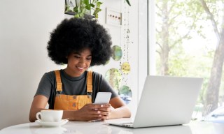 Gen Z Turns to Connected Devices to Multitask at Work