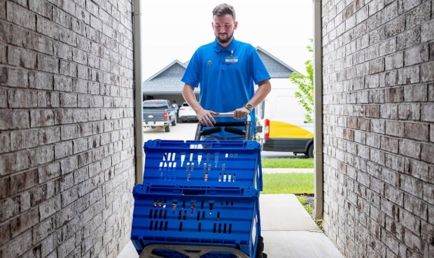 Walmart Adds Late-Night Express Delivery Option