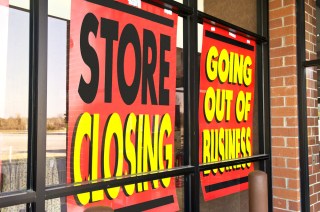 Business Bankruptcies Rise 17% in August Due to Interest Rates