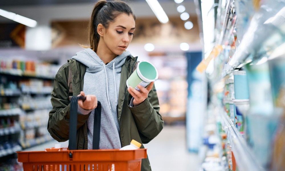 woman grocery shopping