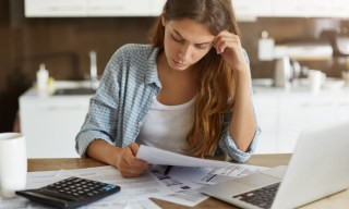 As Real Incomes Fall, Student Loans and Everyday Spend Pressure Paycheck-to-Paycheck Economy