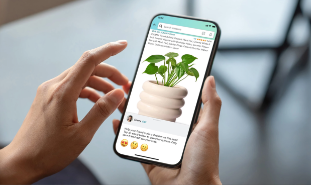 Amazon Debuts ‘Consult-a-Friend’ Mobile Shopping Feature
