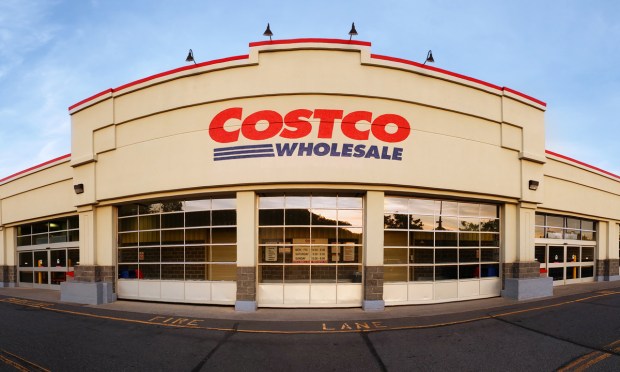 Costco Tests Pre-Entry Membership Verification as Consumers Seek More Deals