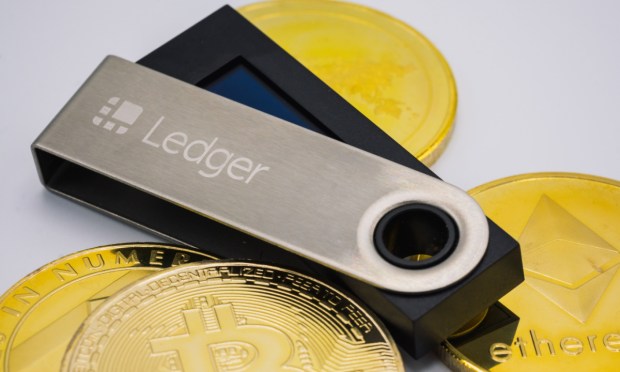 Ledger, Cryptocurrency, cybersecurity
