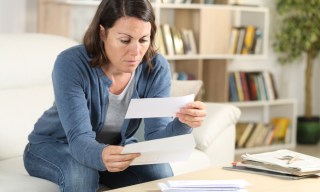 New Report Finds the Average Consumer Is Overdrawn for 9 Days