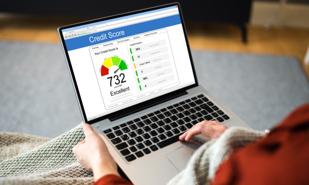 Credit-Building Apps Ease Financial Wellness Path for High-Debt Gen Xers