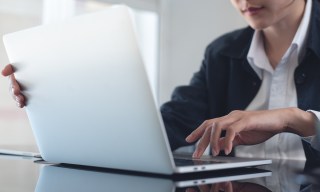 Banks Combine AI and Communication to Combat the Rising Threat of Payment Fraud