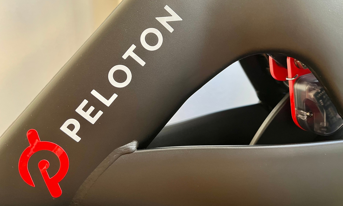 Peloton Faces Declining User Engagement and Challenges Amid Subscriber  Concerns