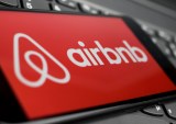 Airbnb CEO Says Gen AI Can Turn App Into ‘Ultimate Travel Agent’