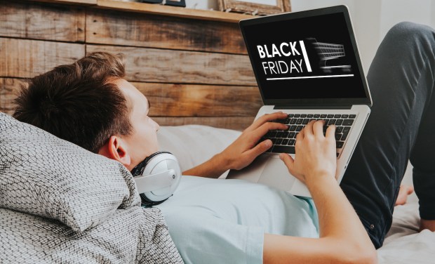 Black Friday Spending Approaches $11 Billion Fueled by eCommerce