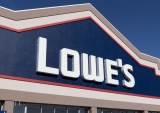 Lowe’s Cuts Sales Forecast as Consumers Decide Against DIY