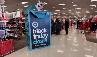 Consumers Show Improved Confidence in November but Fear Recession