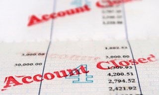 Report: Banks Shutting Customer Accounts Over Fraud
