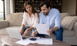 Millennials Have the Most Difficulties Making Ends Meet