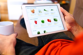 More Men Than Women Order Groceries Online