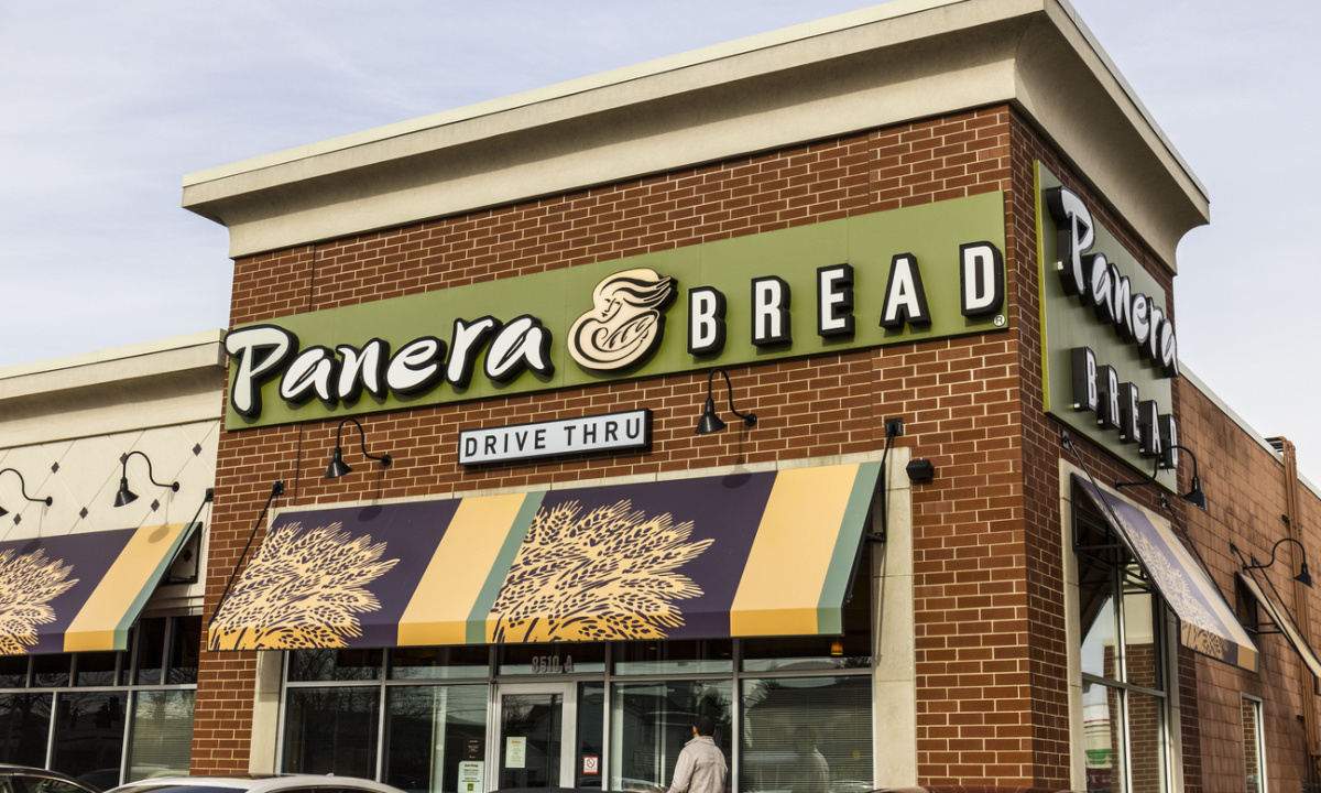 Panera Adds Subscription Gifting as Restaurants Fight Holiday Belt-Tightening