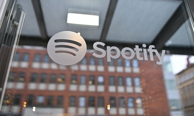 Spotify Says Apple Approved App Update With Links to Purchase