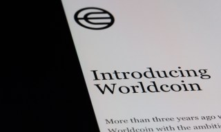 Sam Altman Reiterates Support for Worldcoin as It Seeks Funding 