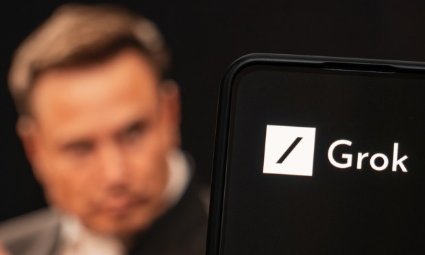 Elon Musk’s xAI Aims to Raise $1 Billion