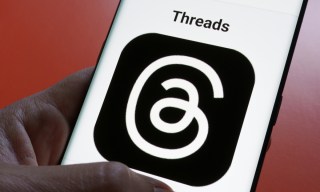 Threads Testing ‘Pinned Columns’ Feature on Web Application