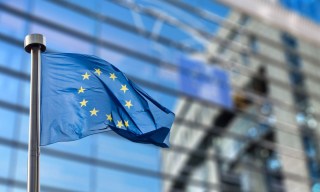 EU Invites Comments on Solutions to Apple Pay Competition Issues