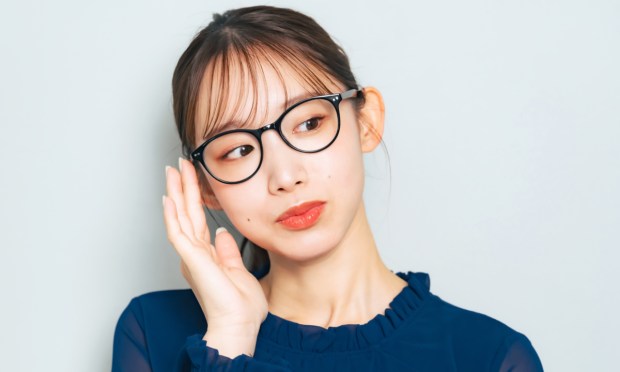 Walmart, Maybelline Use AR to Foster Shopper Confidence