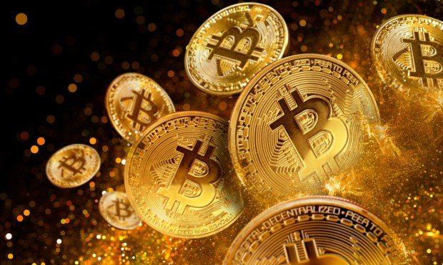 Bitcoin Falls Amid Investor Profit-Taking After Recent High 