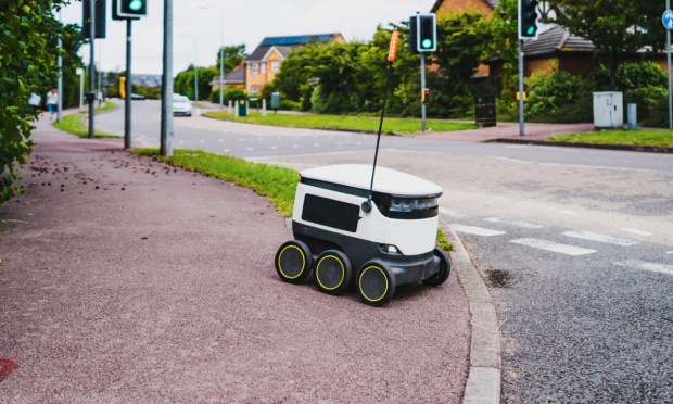 Barclays Says Drones and Robots Could Cut Food Delivery to $1