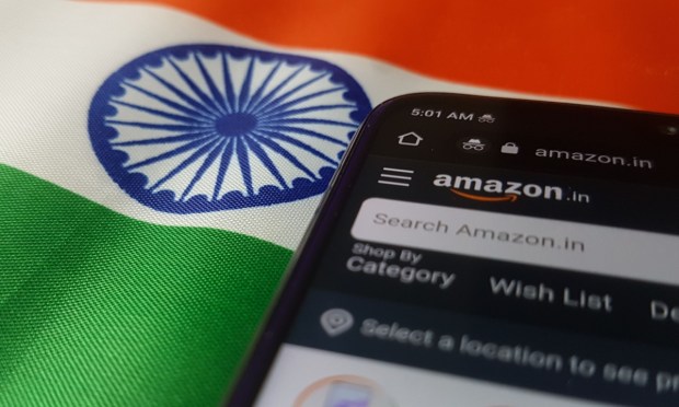 Amazon app with Indian flag