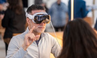 Some Apple Vision Pro Users Complain of Discomfort, Lack of ‘Killer App’