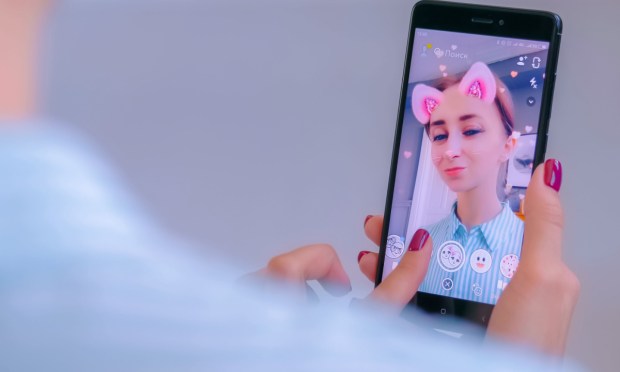 Snapchat Turns to Subscriptions, AI Features to Offset Declining ARPU