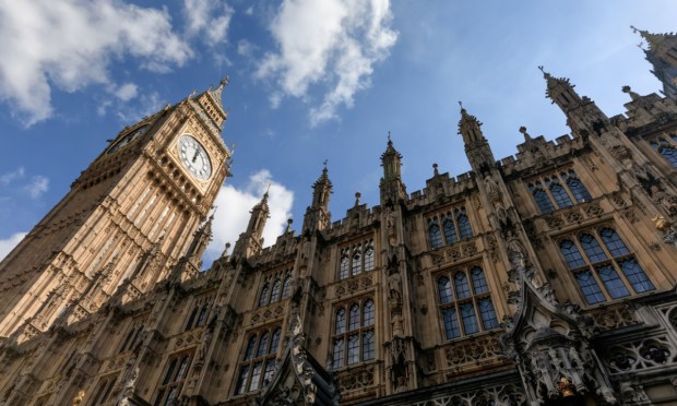 UK Committee Says Banks Closed 2.7% of Small Business Accounts