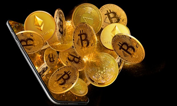 RockWallet Acquires Wyre’s Customer Base, Launches Reactivation Process