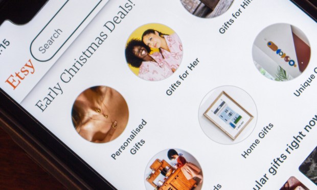 Etsy Counts on Consumers’ Gifting Splurges Amid Overall Belt-Tightening