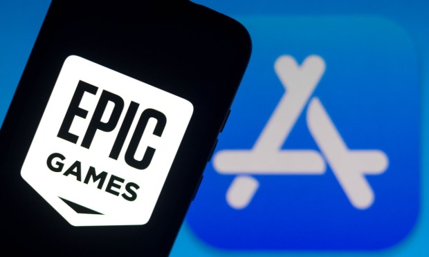 Epic Games, Apple, app store
