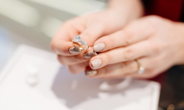 Consumers Demand More Guidance From Jewelers Amid Budgetary Pressures
