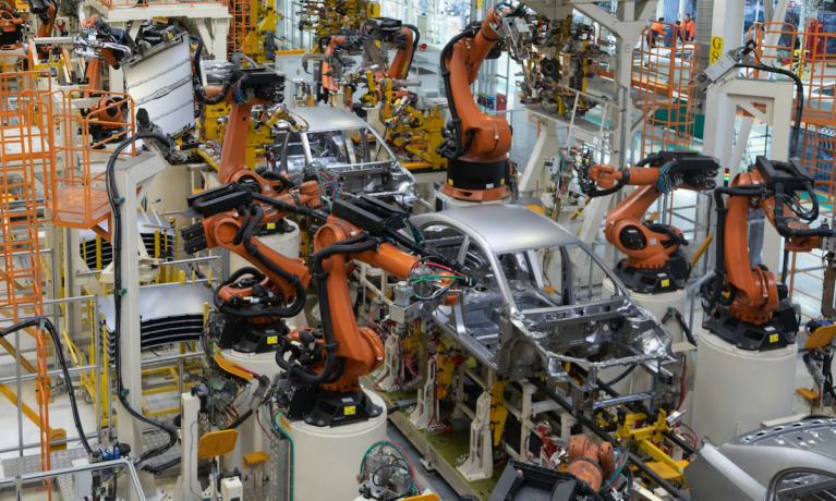 AI and Robotics Power Auto Sector’s Smart Manufacturing Drive