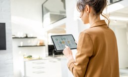 Mobile Apps Help Transform Connected Homes Into Energy-Saving Havens